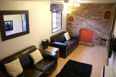 Ketley_Lounge2.JPG