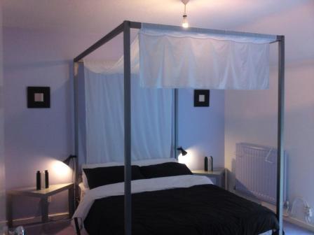 NatBedroom1a.jpg
